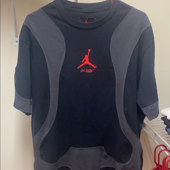 OFF WHITE x Jordan Retro 5 TShirt - Picture 2 of 4